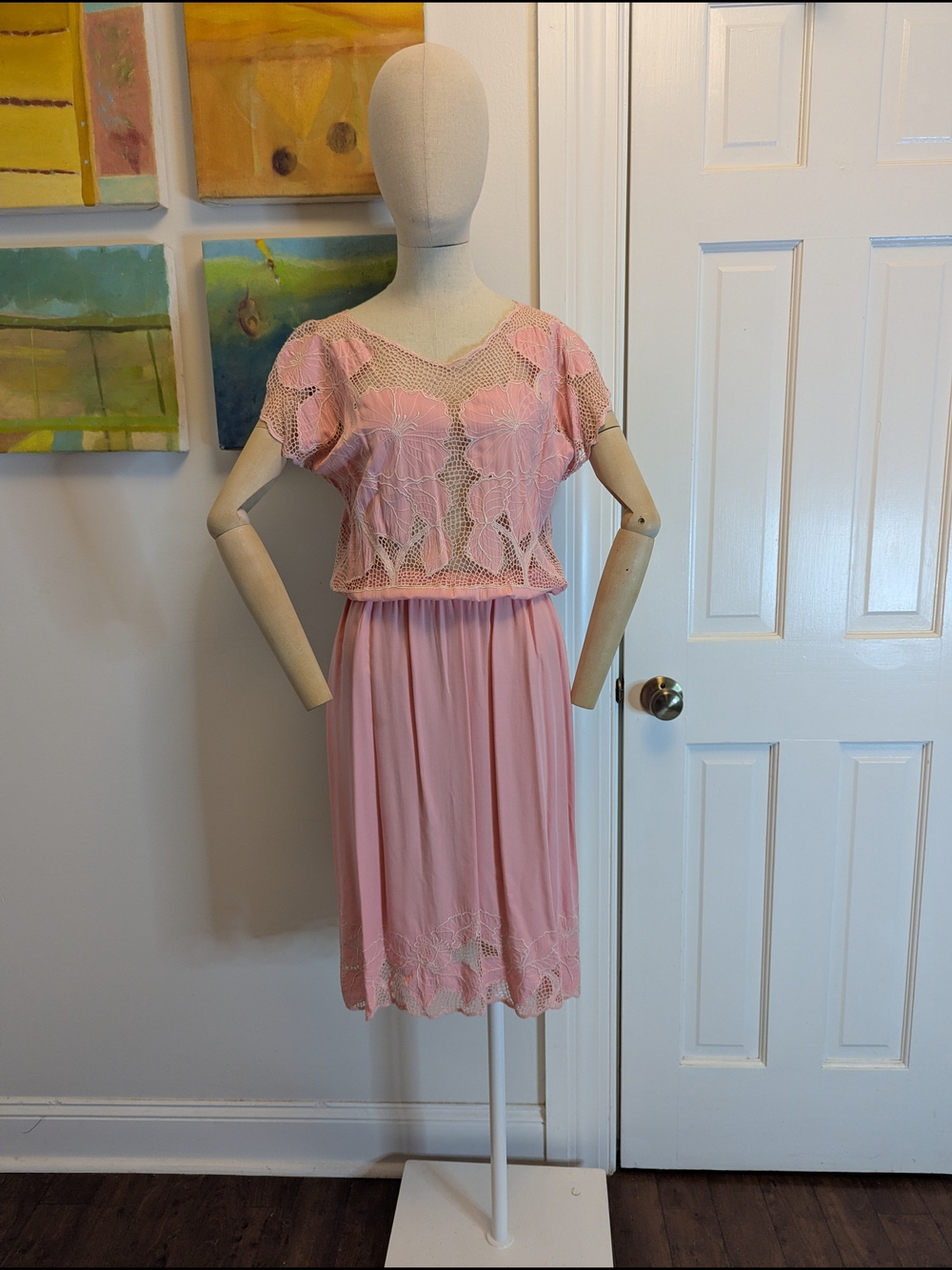 1980s Vintage Bali Emerald Cutwork Lace Pink Hibiscus Dress S/M